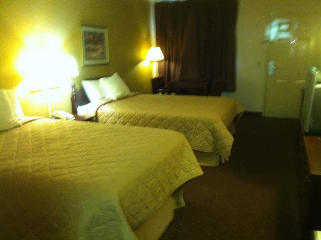 Days Inn By Wyndham Donalsonville Екстериор снимка